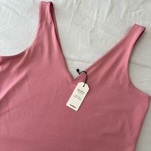 Express Pink Body Contour Collection Top 🩷